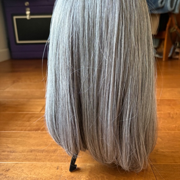 Wig. Rene of Paris Orchid Collection - Davina - Picture 5 of 12